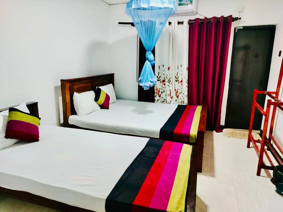 Malwathu oya resort Hotel in Sri Lanka