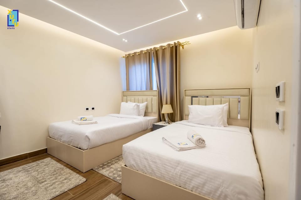 Astounding 2BDR 5 min from CAI Airport Apartment in Cairo Governorate