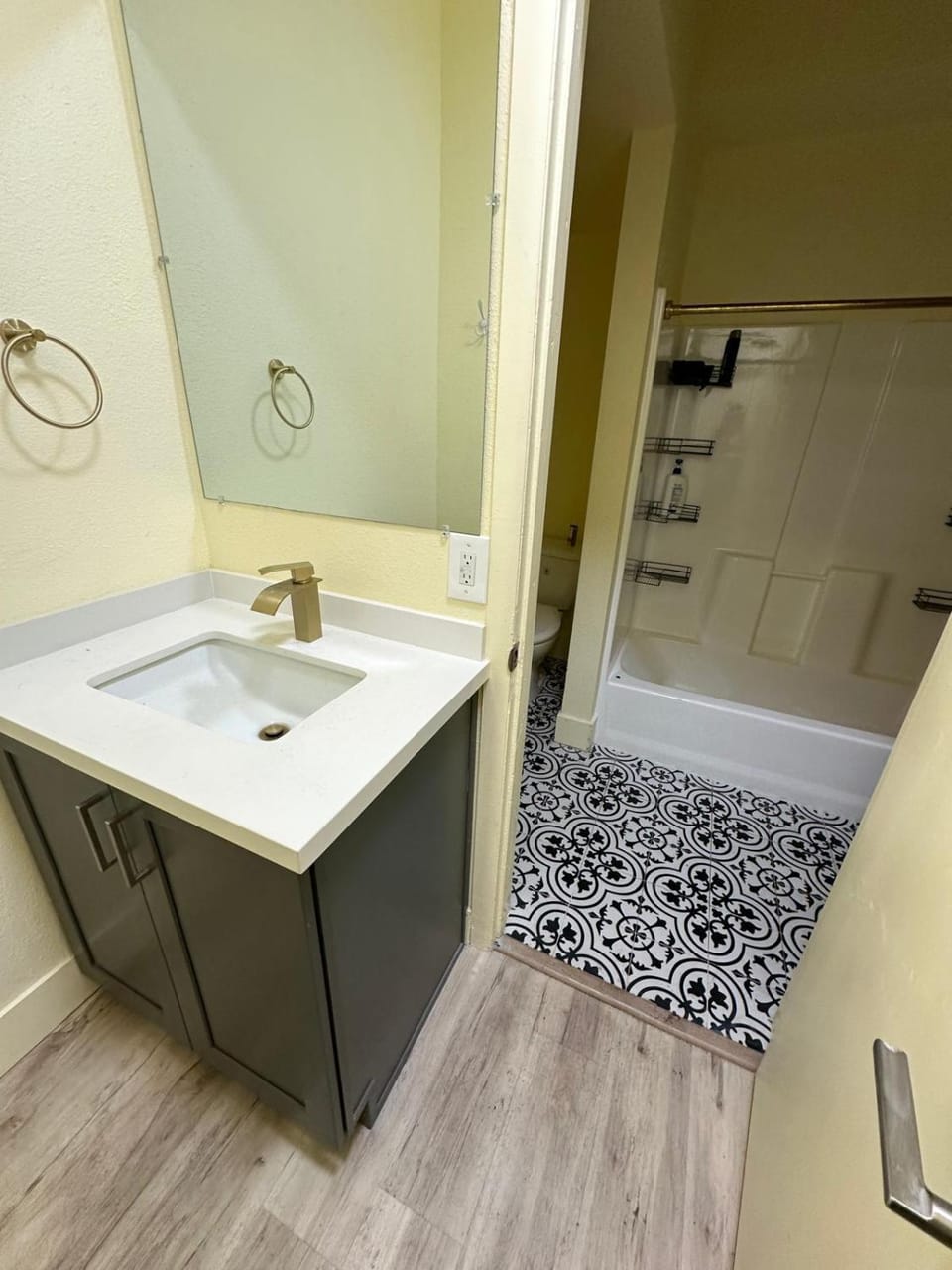 Affordable Stay Koreatown LA #1 Vacation rental in San Fernando Valley