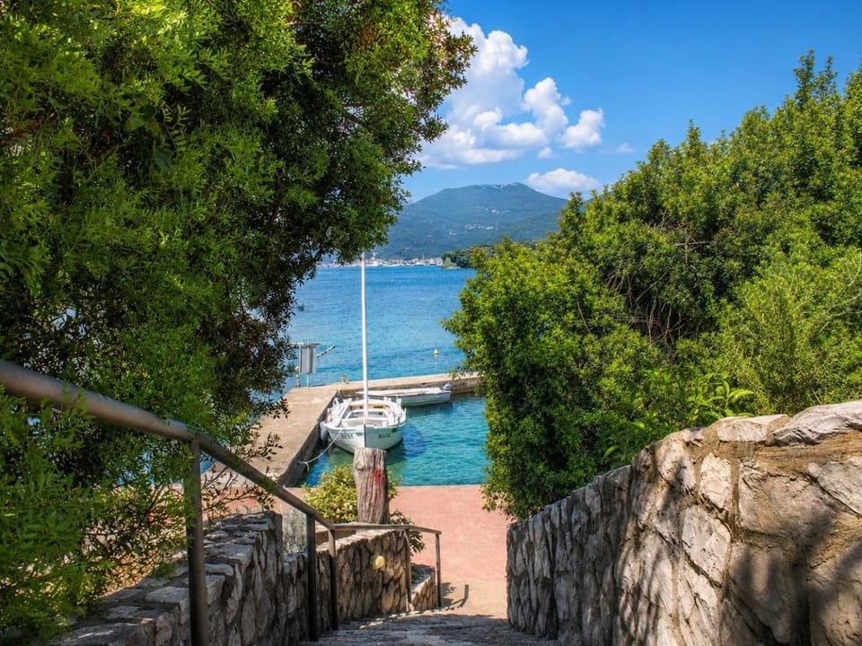 Seafront Luxury Apartments Dragutin Apartment in Kotor Municipality