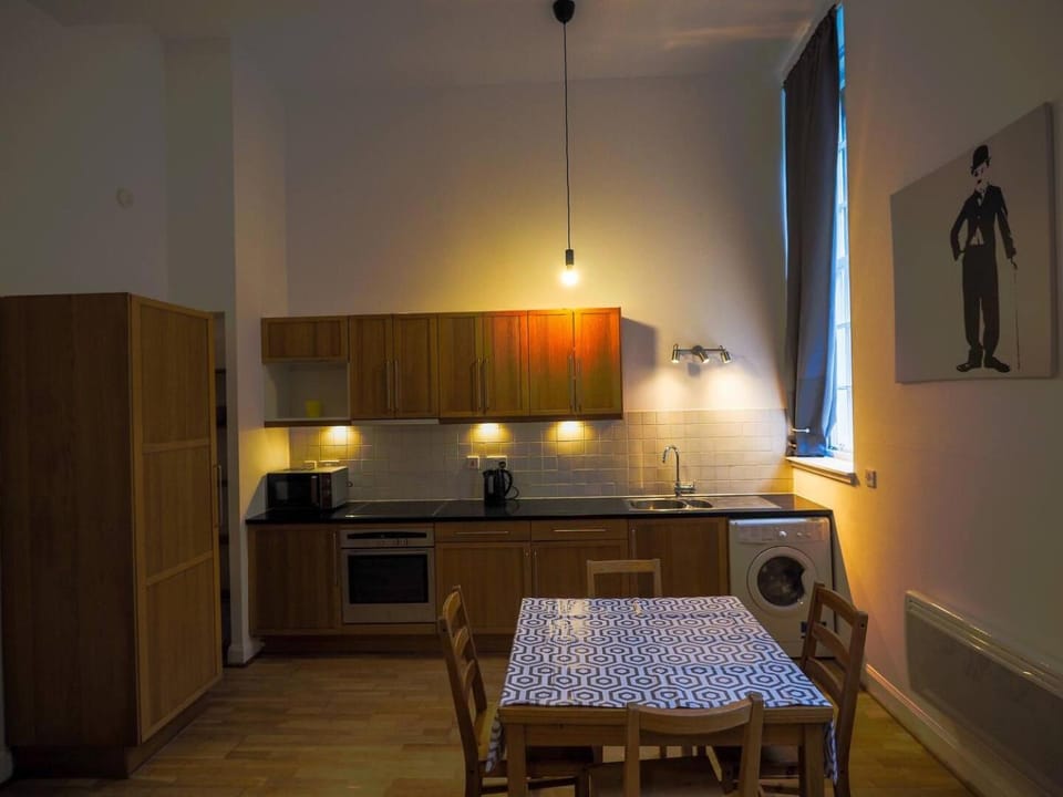 Stylish Edinburgh Studio House in Edinburgh