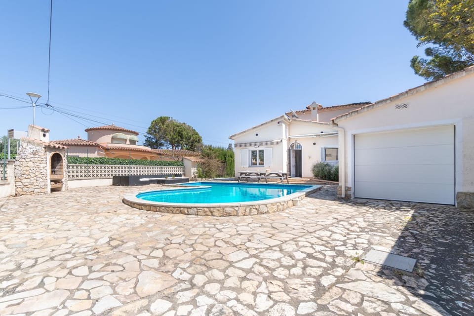 Olot 58 House in Alt Empordà