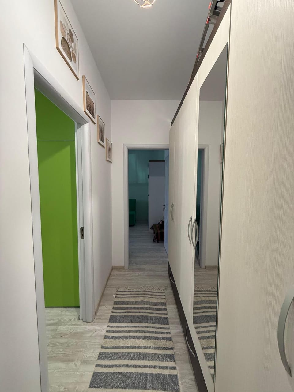 Lobby or reception, locker