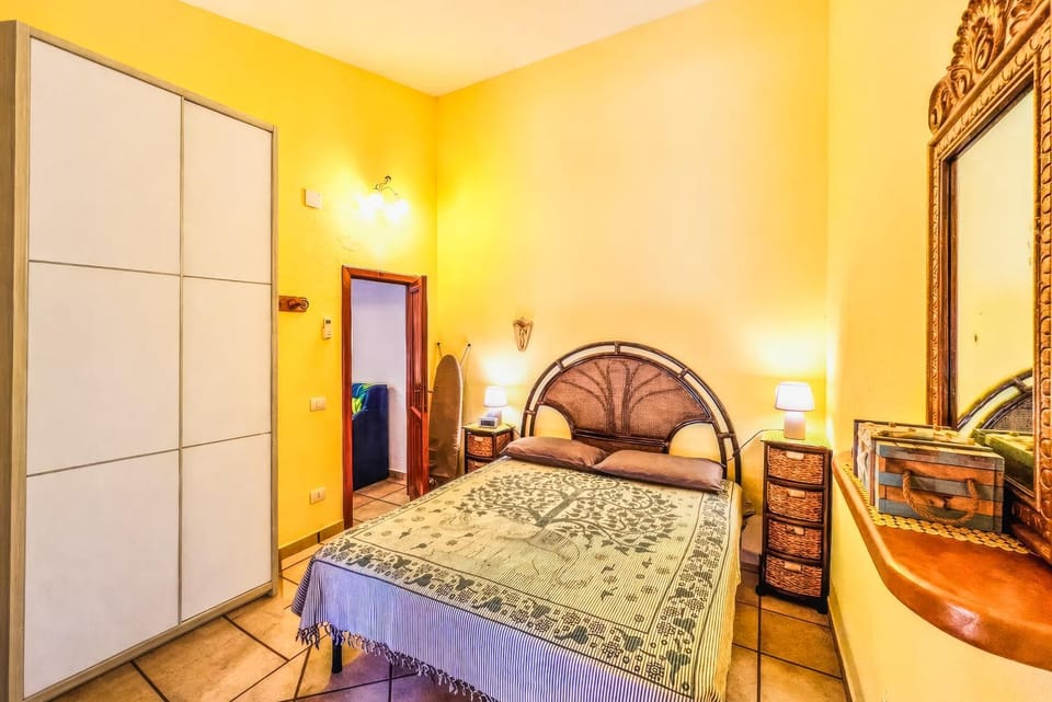 Bed, Bedroom, wardrobe
