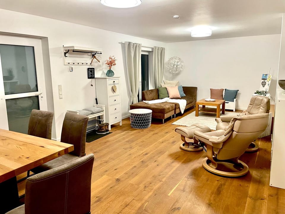 Living room, Seating area, Dining area