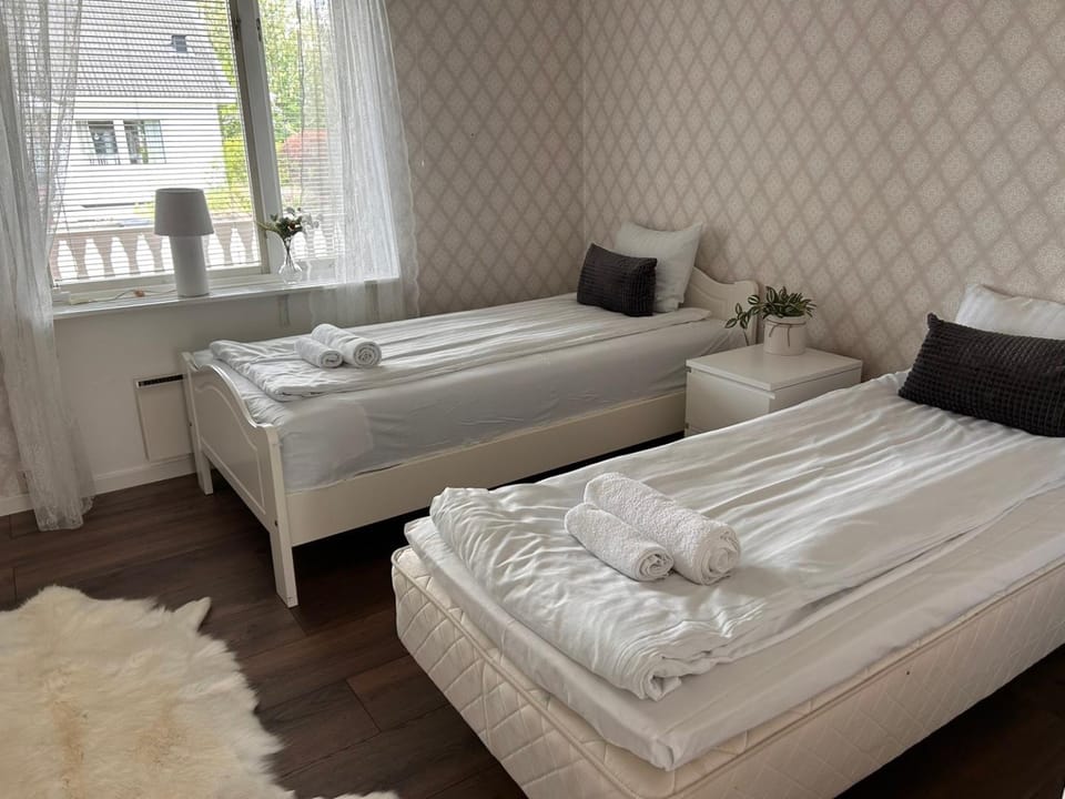 Centralt hus med AC och dubbel garage nära stranden Villa in Norrbotten County, Sweden