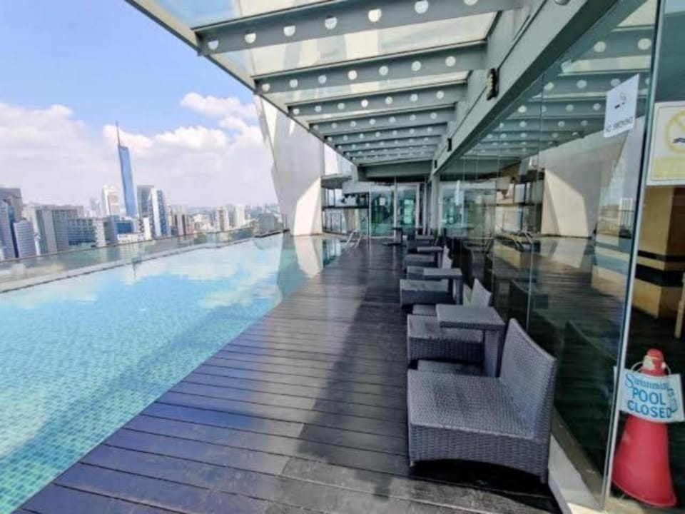 Property building, Swimming pool