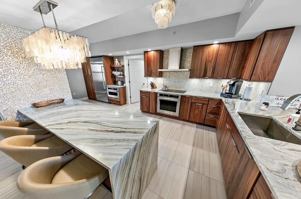 Luxury 3BR Oceanfront Penthouse with Views Apartment in Ponce Inlet