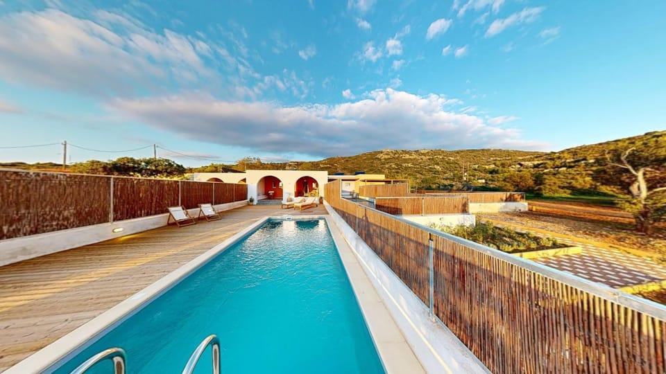 Property building, Facade/entrance, Day, Natural landscape, Pool view, Swimming pool
