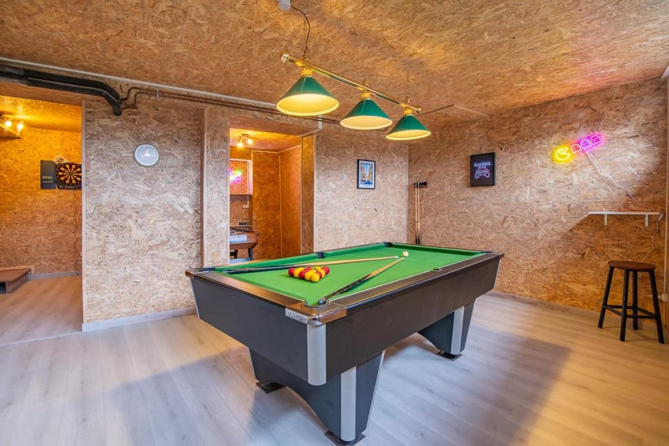 Billiard, Game Room, Game Room