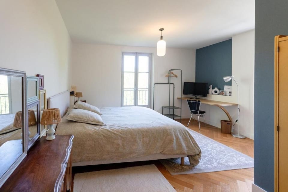 Stunning Villa with Pool near Aix-en-Provence Villa in Aix-en-Provence