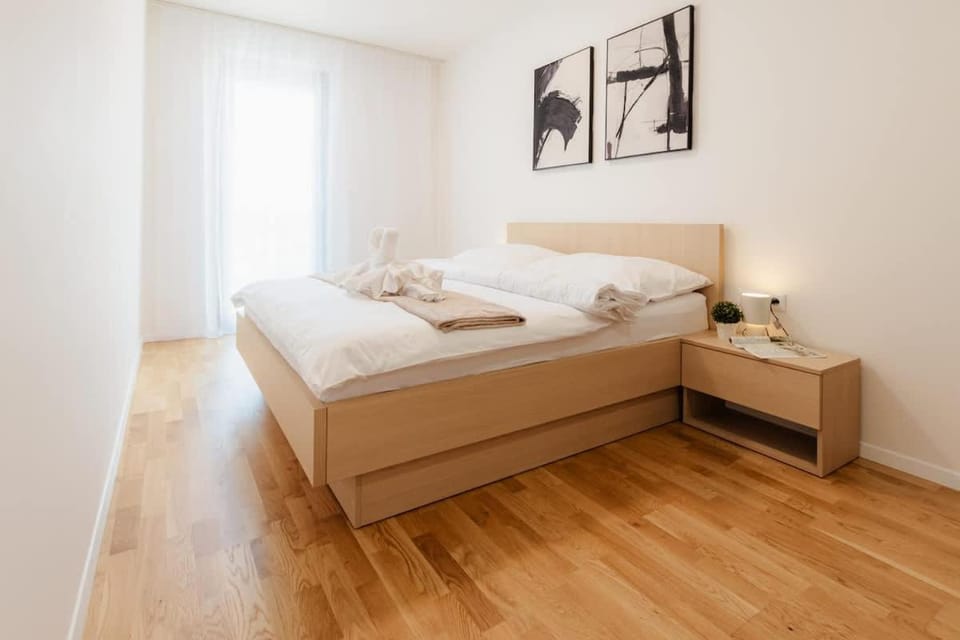 BNB Metropolis Apartment with Garage Parking Apartment in Bratislava