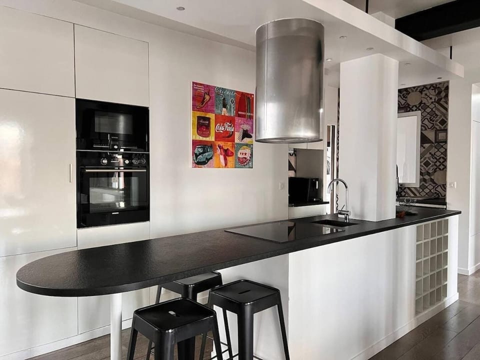 Logement moderne pour 5 personnes - Paris 10ème Apartment in Paris
