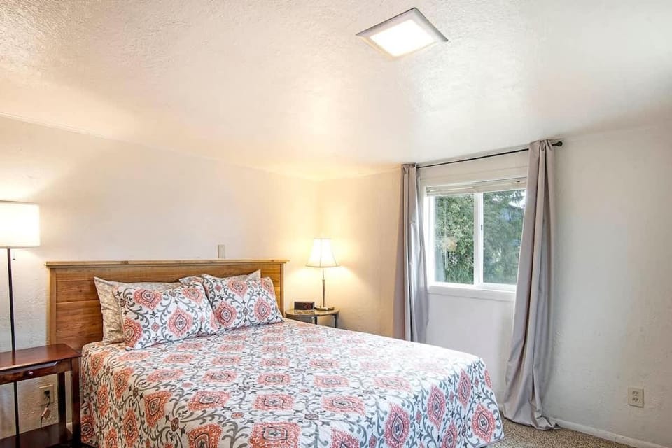 You Won't Be Crabby After Staying Here House in Westport
