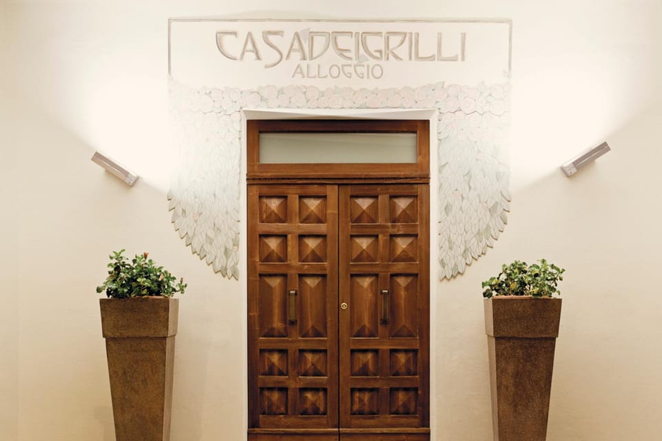 Property building, Facade/entrance