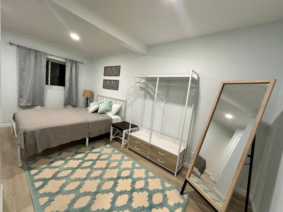 Great Lakes Resort - Master Suite - Suite 11 Apartment in Michigan