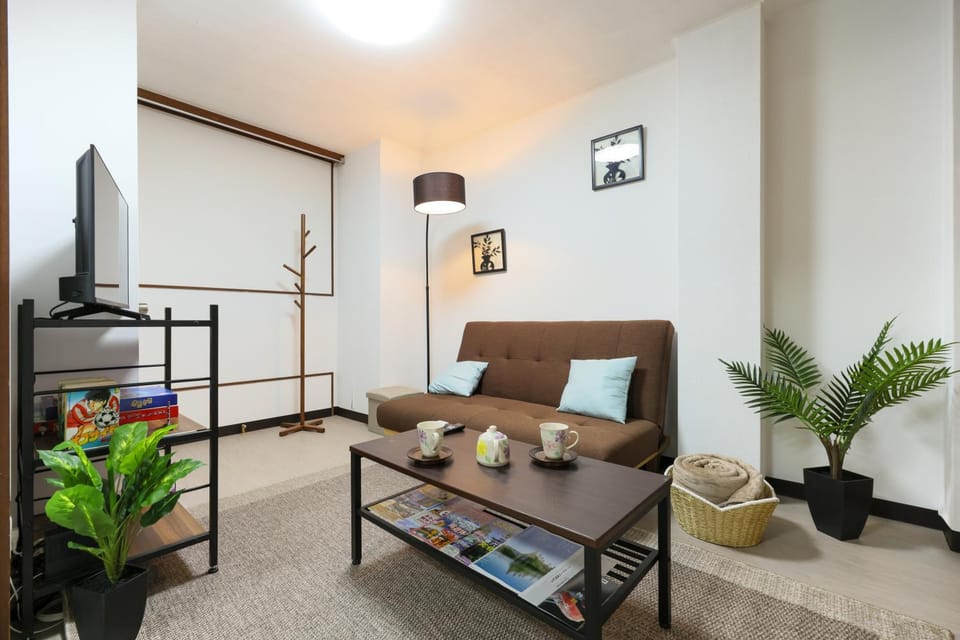 Desroches House Apartment in Kanazawa