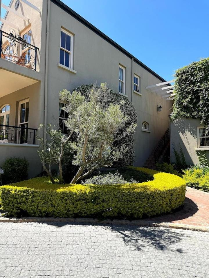 2 Bed Lakeview at Lermitage Villa in Franschhoek