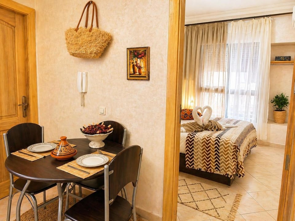Dining area, Bedroom