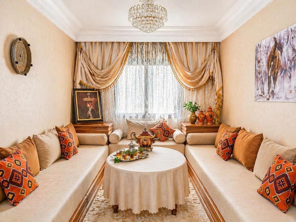 Living room, Photo of the whole room, Seating area