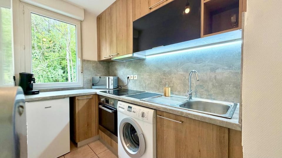 T3 Bonneville Terrasse Parking Apartment in Haute-Savoie