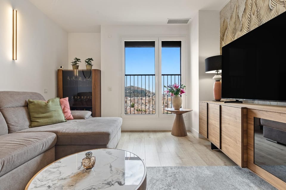 Living room, Seating area, Evening entertainment