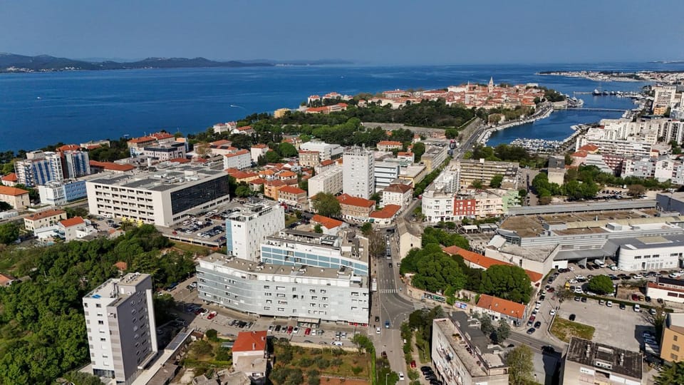 Luxury apartment Experience Zadar City Center near Beach with Balcony and Free Garage Apartment in Zadar