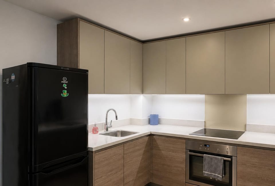 Kitchen or kitchenette, kitchen, kitchen