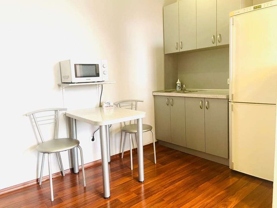 Апартаменты возле Вокзала, центр Apartment in Dnipro