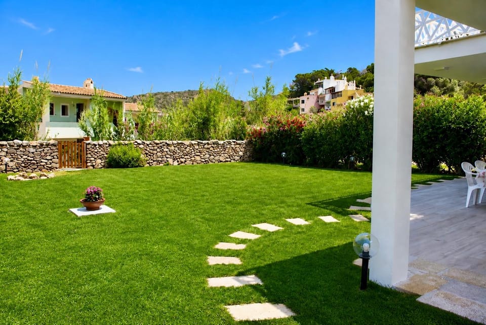 Property building, Garden