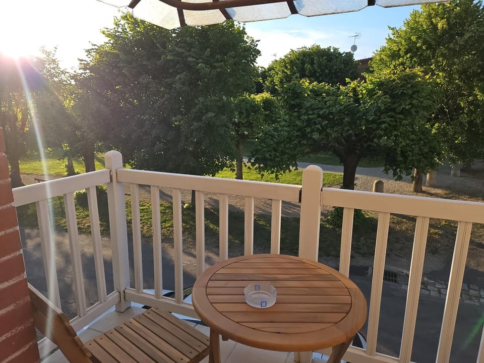 Property building, Balcony/Terrace