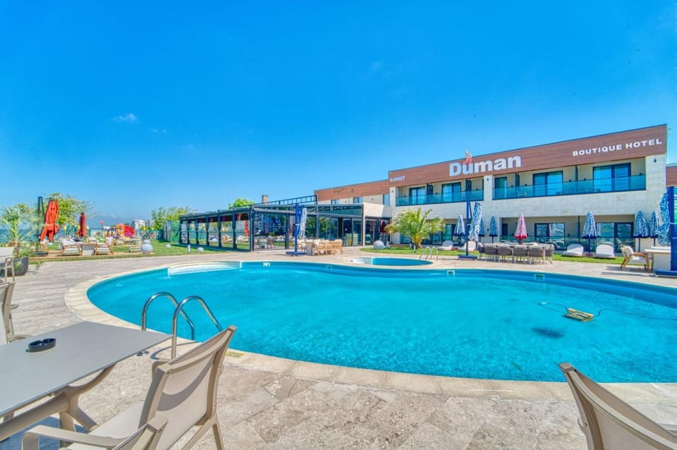 Property building, Restaurant/places to eat, Swimming pool