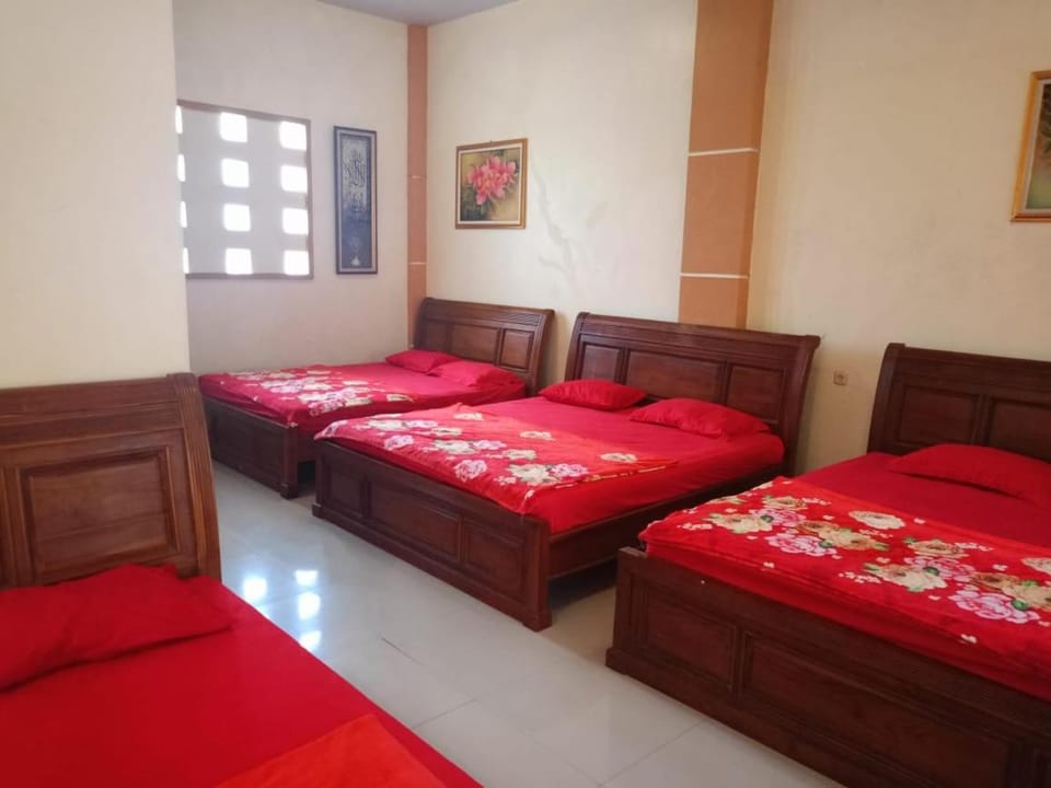 Villa Royal Alamanda Bed and Breakfast in East Java