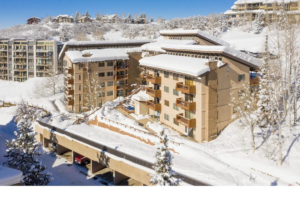 SC100 - Storm Meadows I at Christie Base Apartment in Steamboat Springs