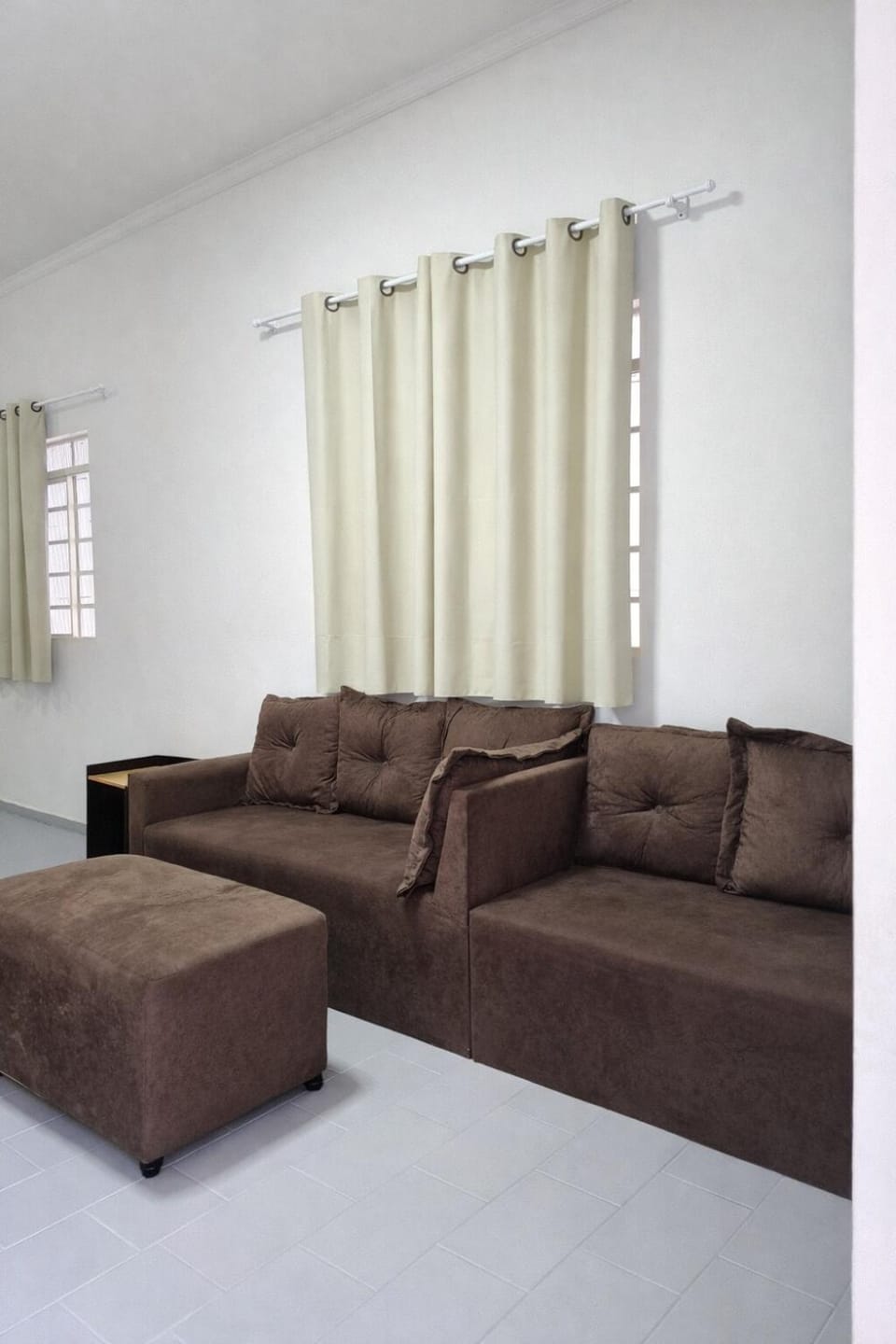 Casa p 11 pessoas prox Parque do Sabia, Arena Sabiazinho, Ufu, Madrecor com garagem para 3 carros House in Uberlândia