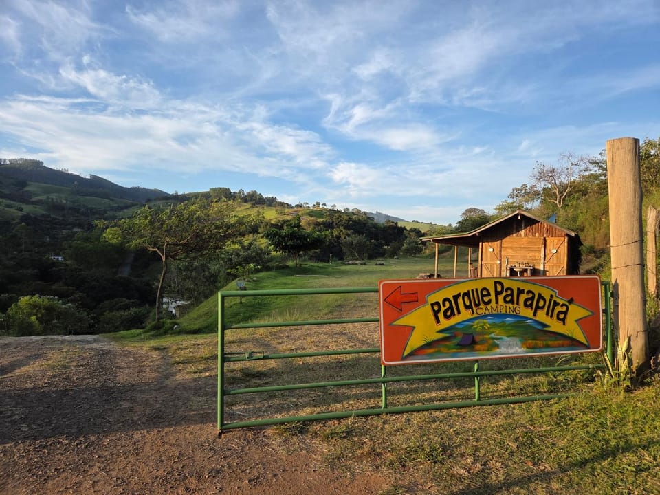 Facade/entrance, Day, Property logo or sign, Natural landscape, Logo/Certificate/Sign, Mountain view