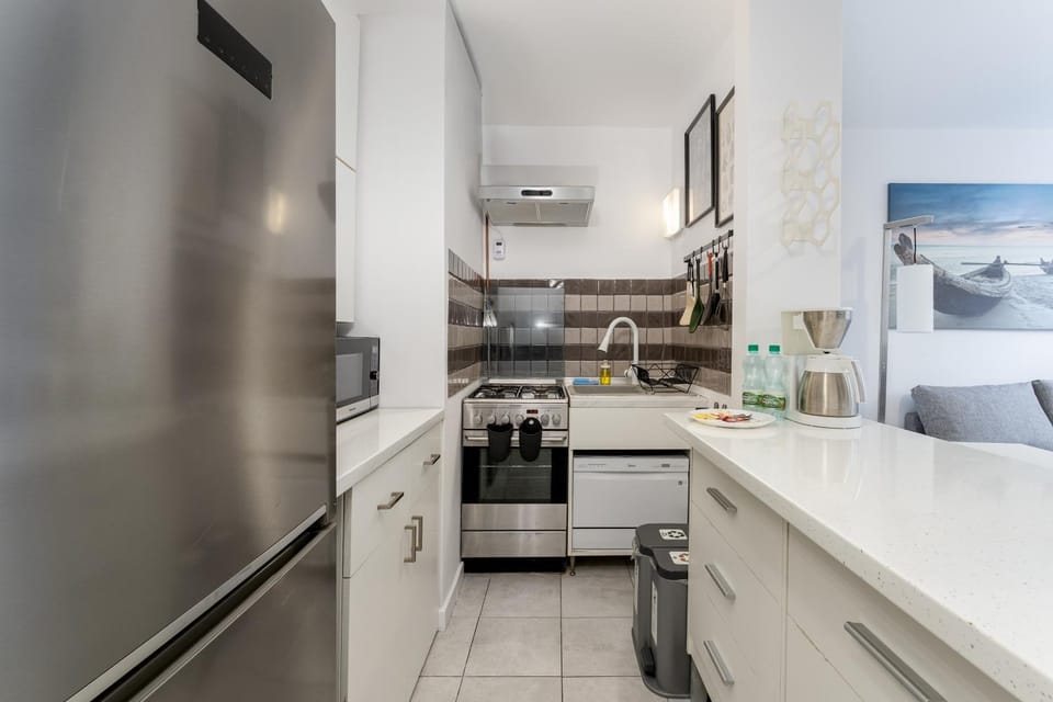 dishwasher, oven, stove