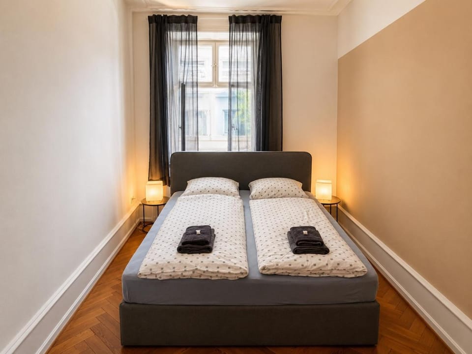 Bed, Bedroom