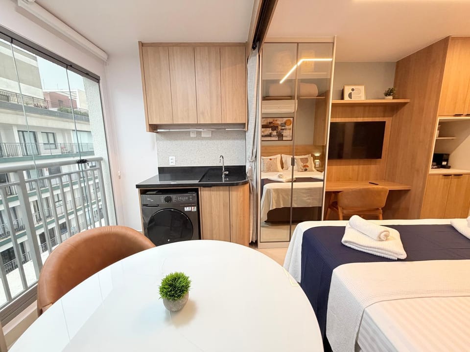 Bed, Photo of the whole room, Bedroom, washing machine
