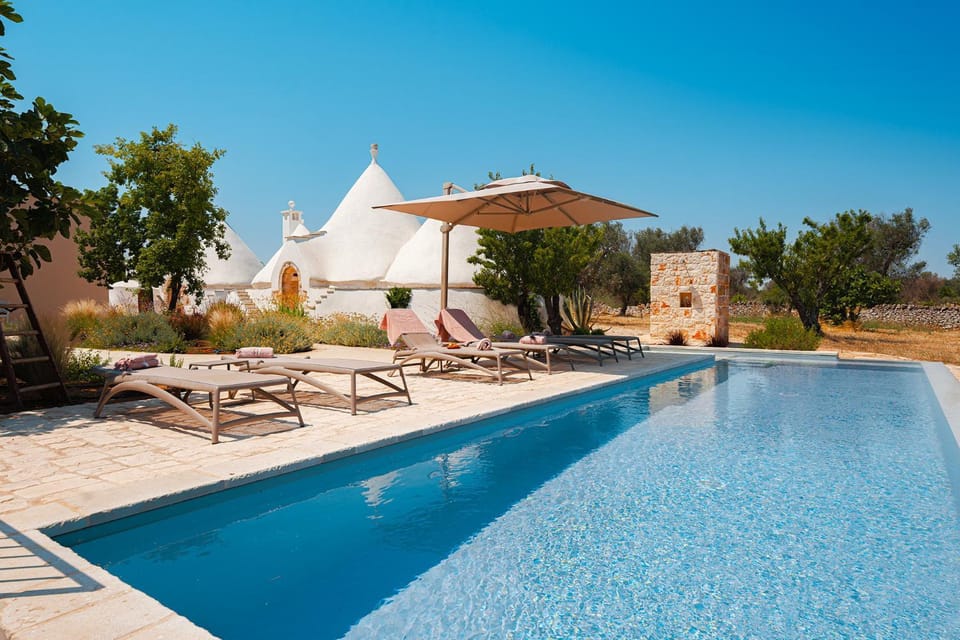 TRULLI FIORI DI MANDORLO 6, Emma Villas Villa in Province of Taranto
