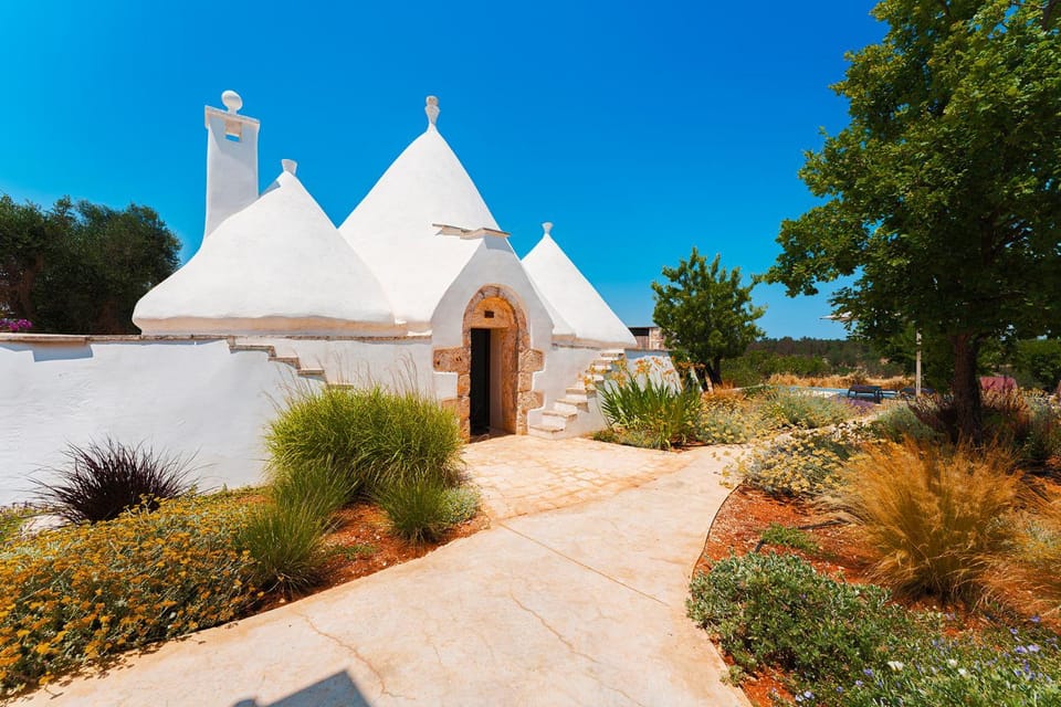 TRULLI FIORI DI MANDORLO 6, Emma Villas Villa in Province of Taranto