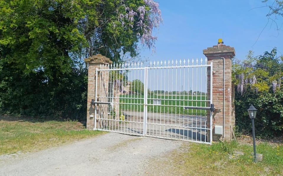 Fattoria degli Orsi Relax e Parcheggio Coperto Apartment in Emilia-Romagna