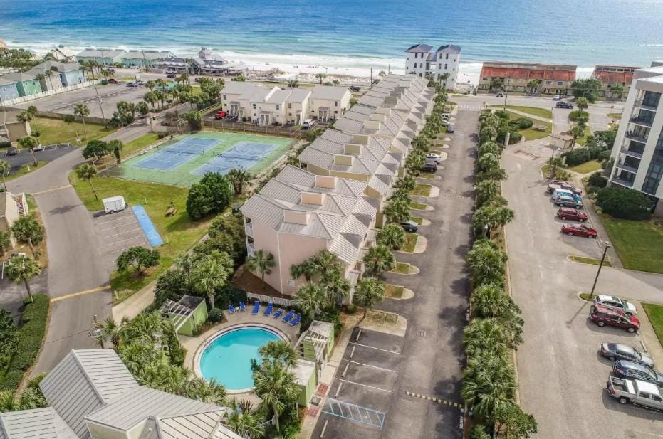Beach Pointe 203 House in Destin