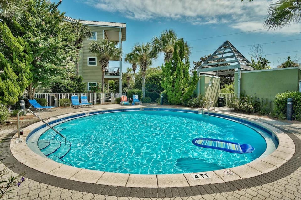 Beach Pointe 203 House in Destin