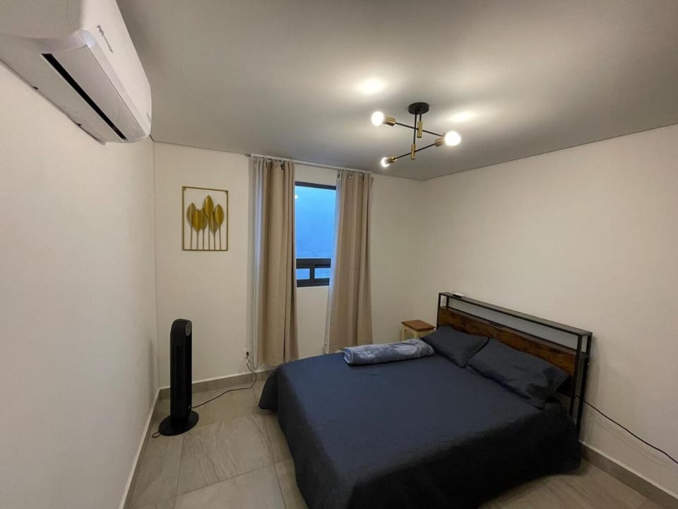 Monteleva Central, Monterrey Centro, Pool, Premium Location Apartment in Monterrey