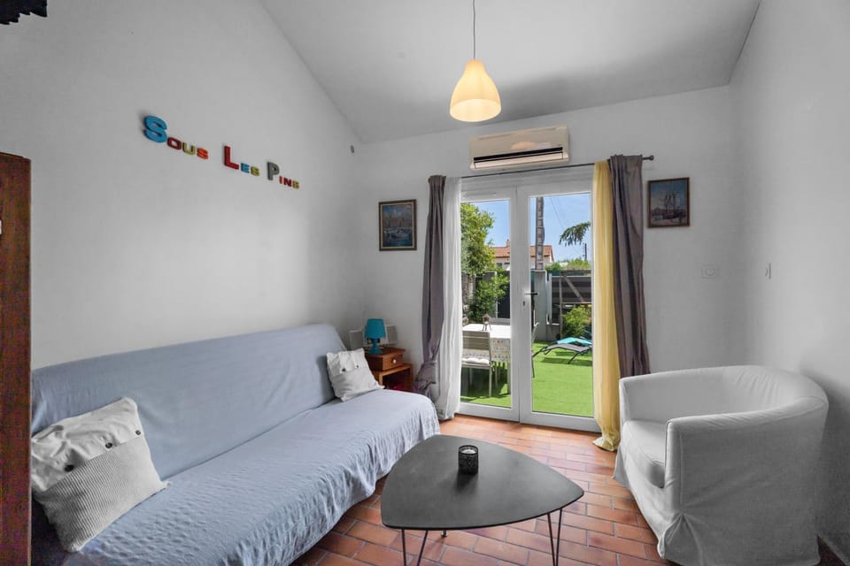 Maison La Garde jardin climatisée House in French Riviera