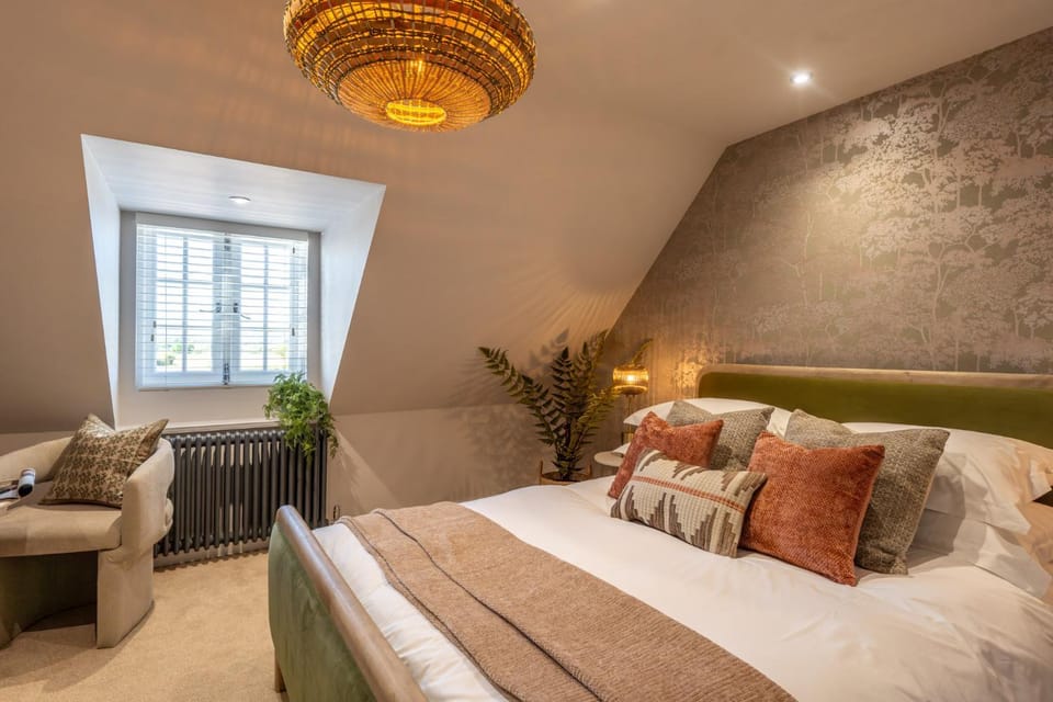 Cedar Lodge Severn Stoke House in Wychavon District
