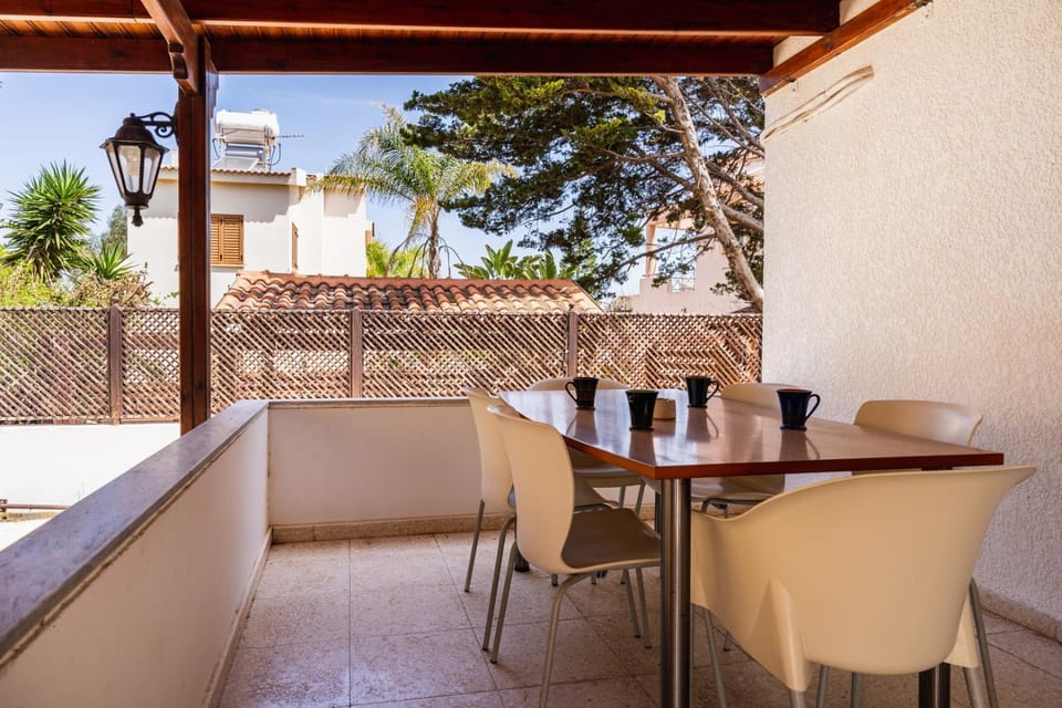 Patio, Day, View (from property/room), Balcony/Terrace, Dining area