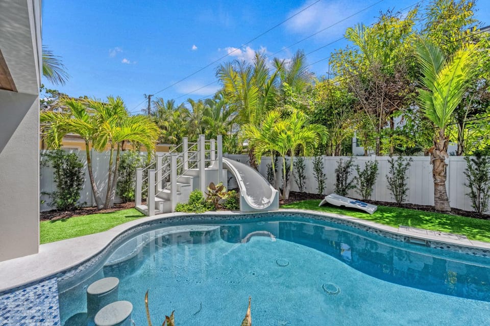 Lido Palms - 148 House in Lido Key