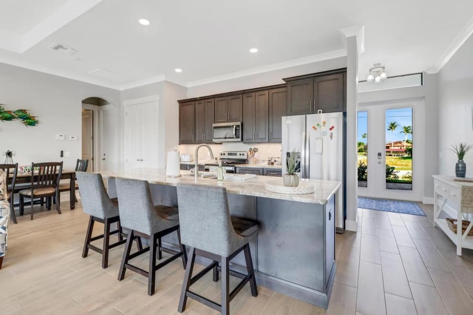 Coastal Soul-Liva 1024 House in Cape Coral
